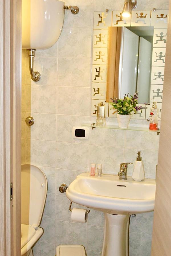 Rooms 166 Napoli Dış mekan fotoğraf
